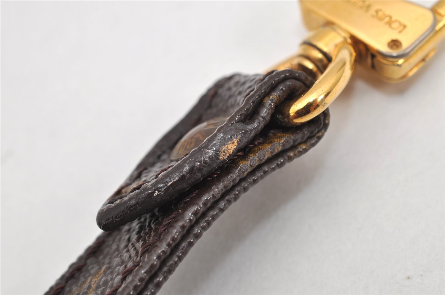 Authentic Louis Vuitton Monogram Shoulder Strap 46.9