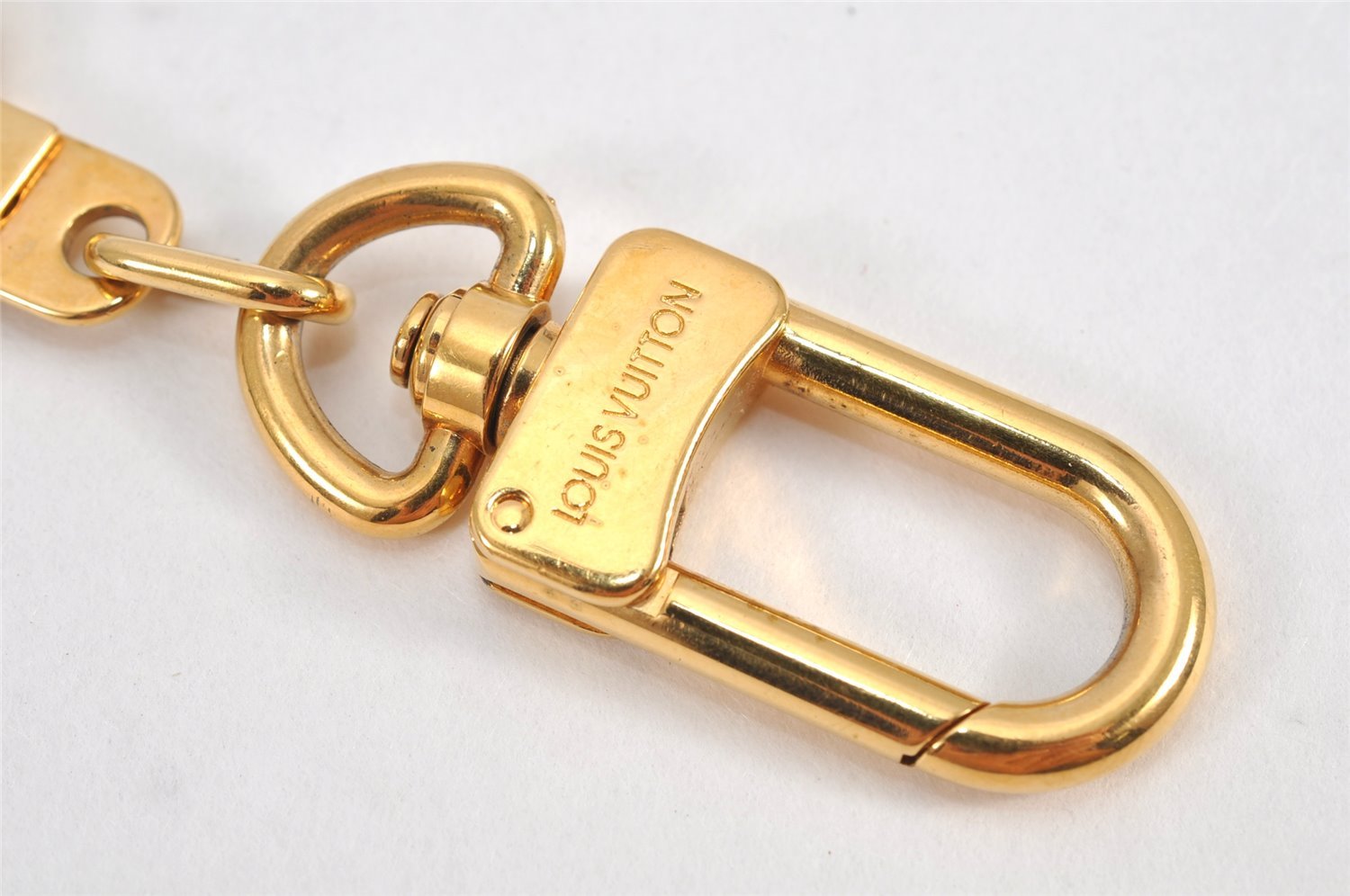 Authentic Louis Vuitton Charm Key Chain Anokre Gold M62694 LV 2982K