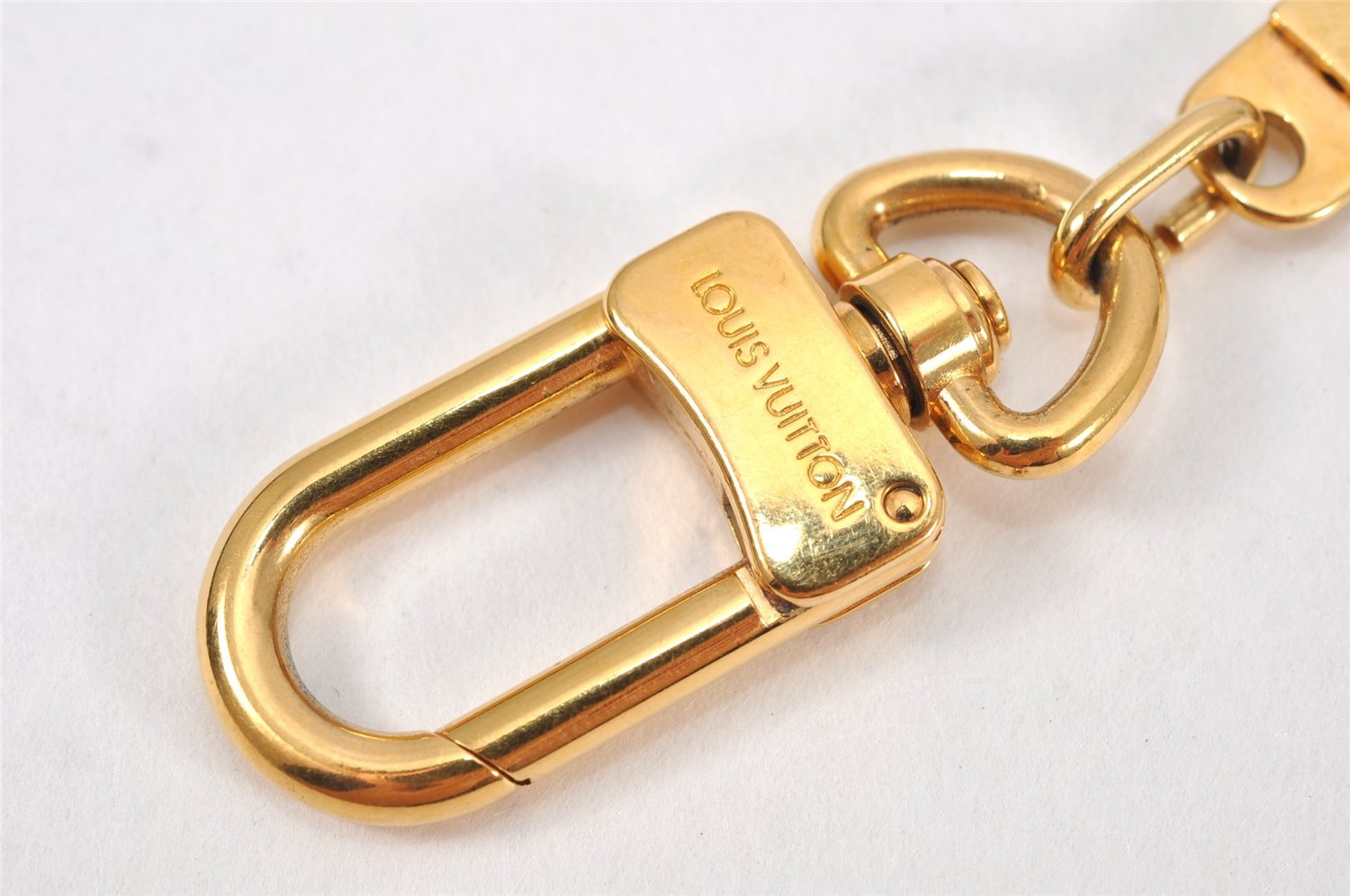 Authentic Louis Vuitton Charm Key Chain Anokre Gold M62694 LV 2982K