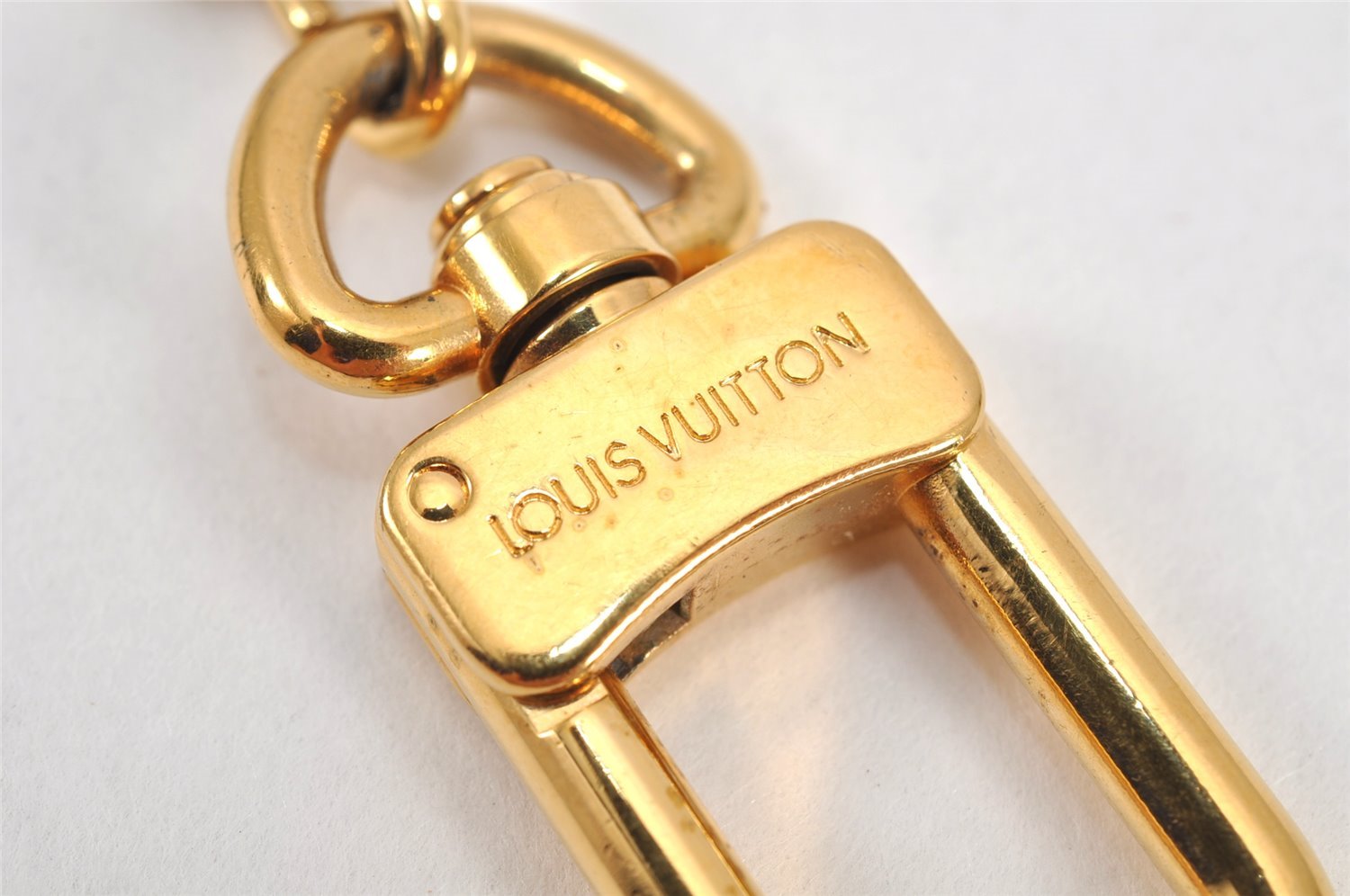 Authentic Louis Vuitton Charm Key Chain Anokre Gold M62694 LV 2982K