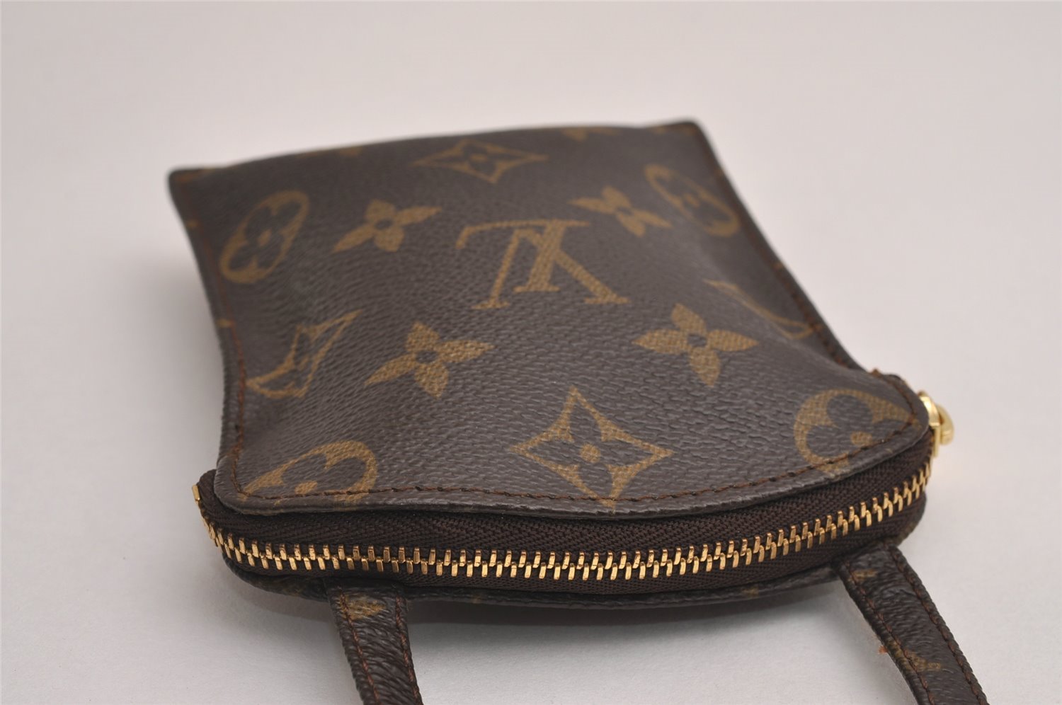 Authentic Louis Vuitton Monogram Pochette Secret M45484 Shoulder Bag Pouch 2984J