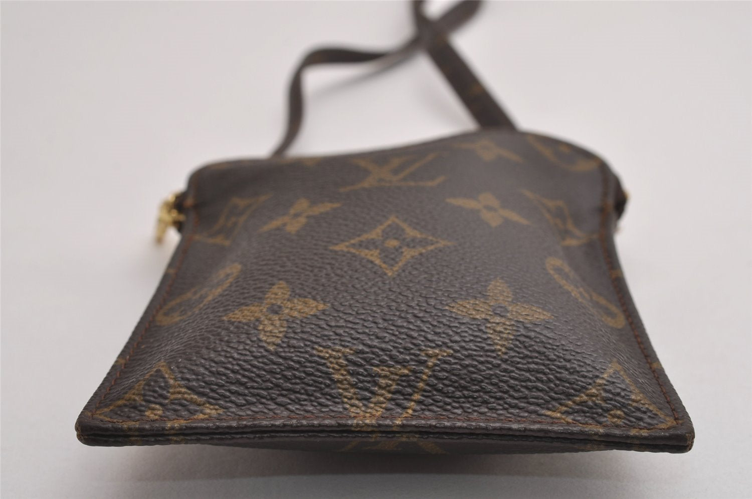 Authentic Louis Vuitton Monogram Pochette Secret M45484 Shoulder Bag Pouch 2984J