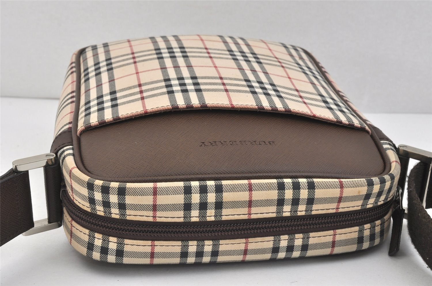 Authentic BURBERRY Nova Check Shoulder Cross Body Bag Nylon Leather Beige 2985K