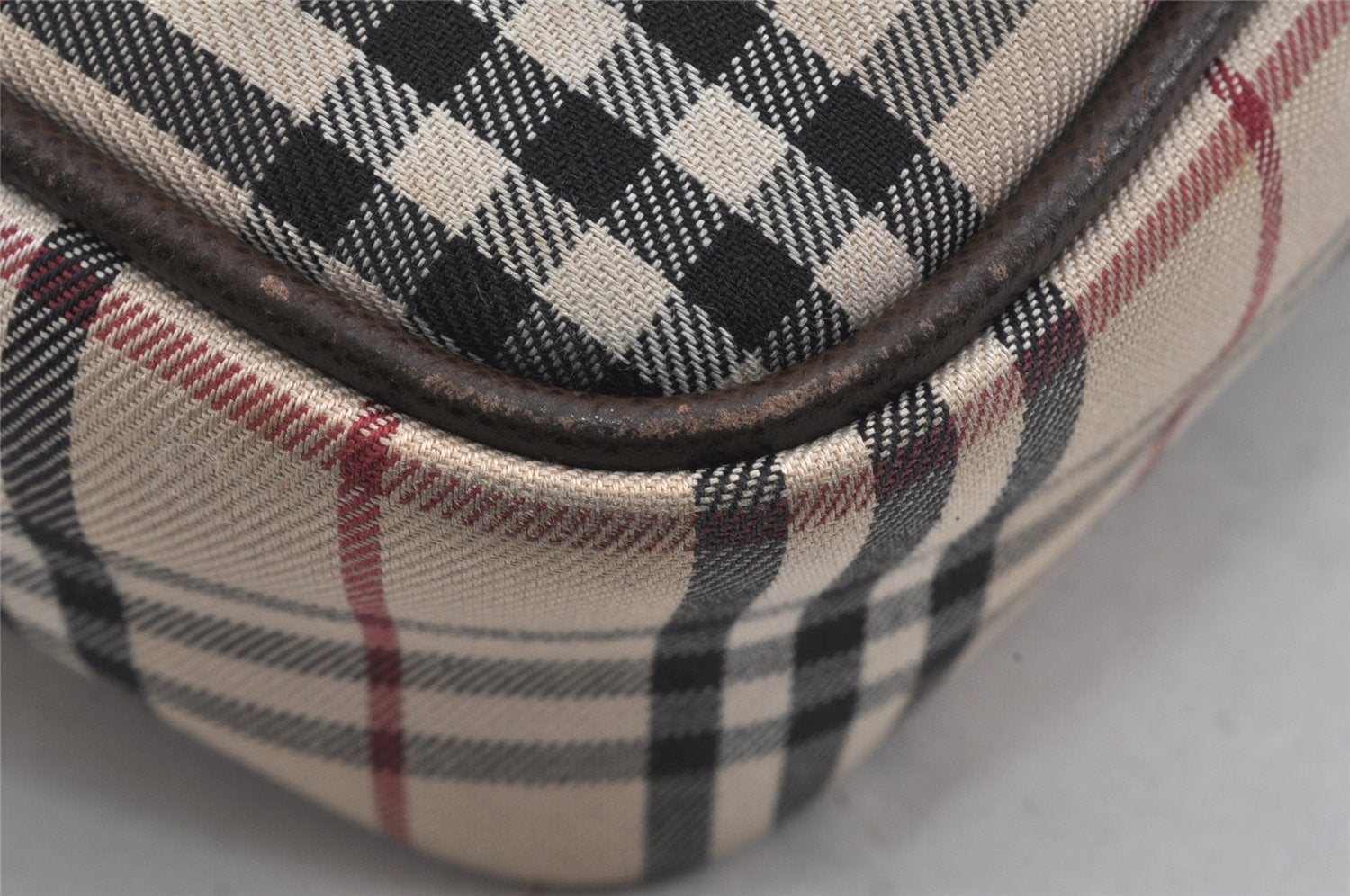 Authentic BURBERRY Nova Check Shoulder Cross Body Bag Nylon Leather Beige 2985K