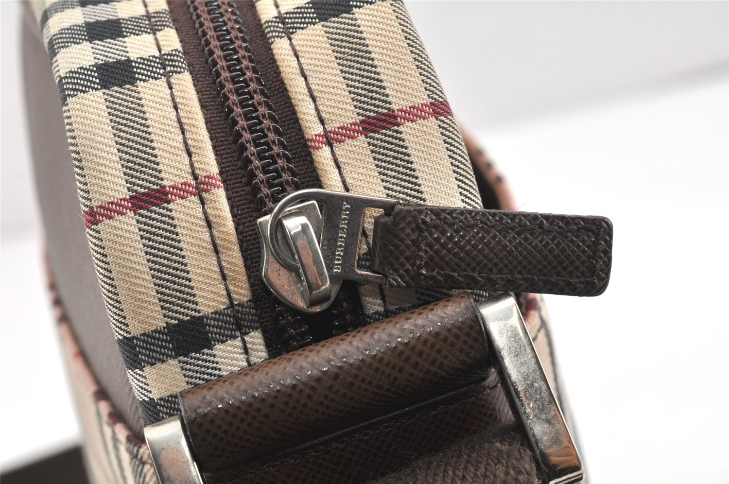 Authentic BURBERRY Nova Check Shoulder Cross Body Bag Nylon Leather Beige 2985K