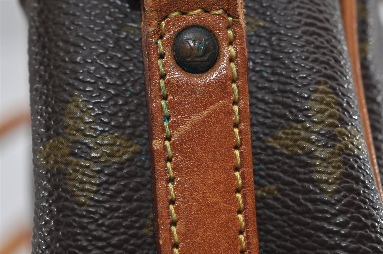 Authentic Louis Vuitton Monogram Senlis Shoulder Cross Bag Old Model LV 2986I