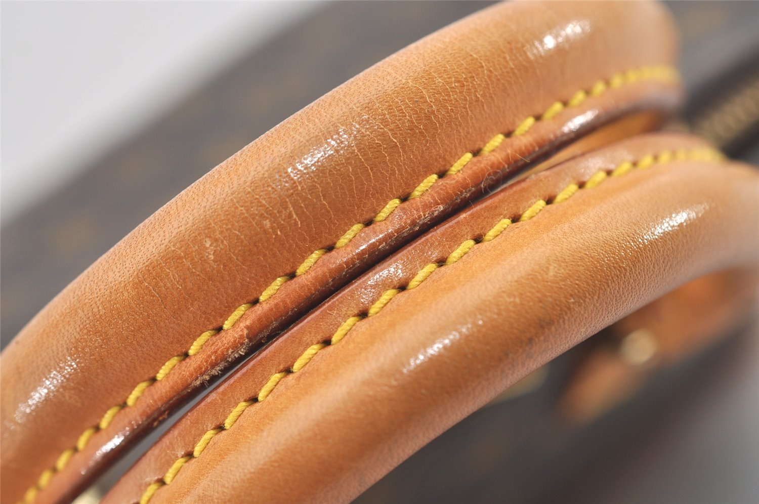 Authentic Louis Vuitton Monogram Alma Hand Bag Purse M51130 LV 2986J