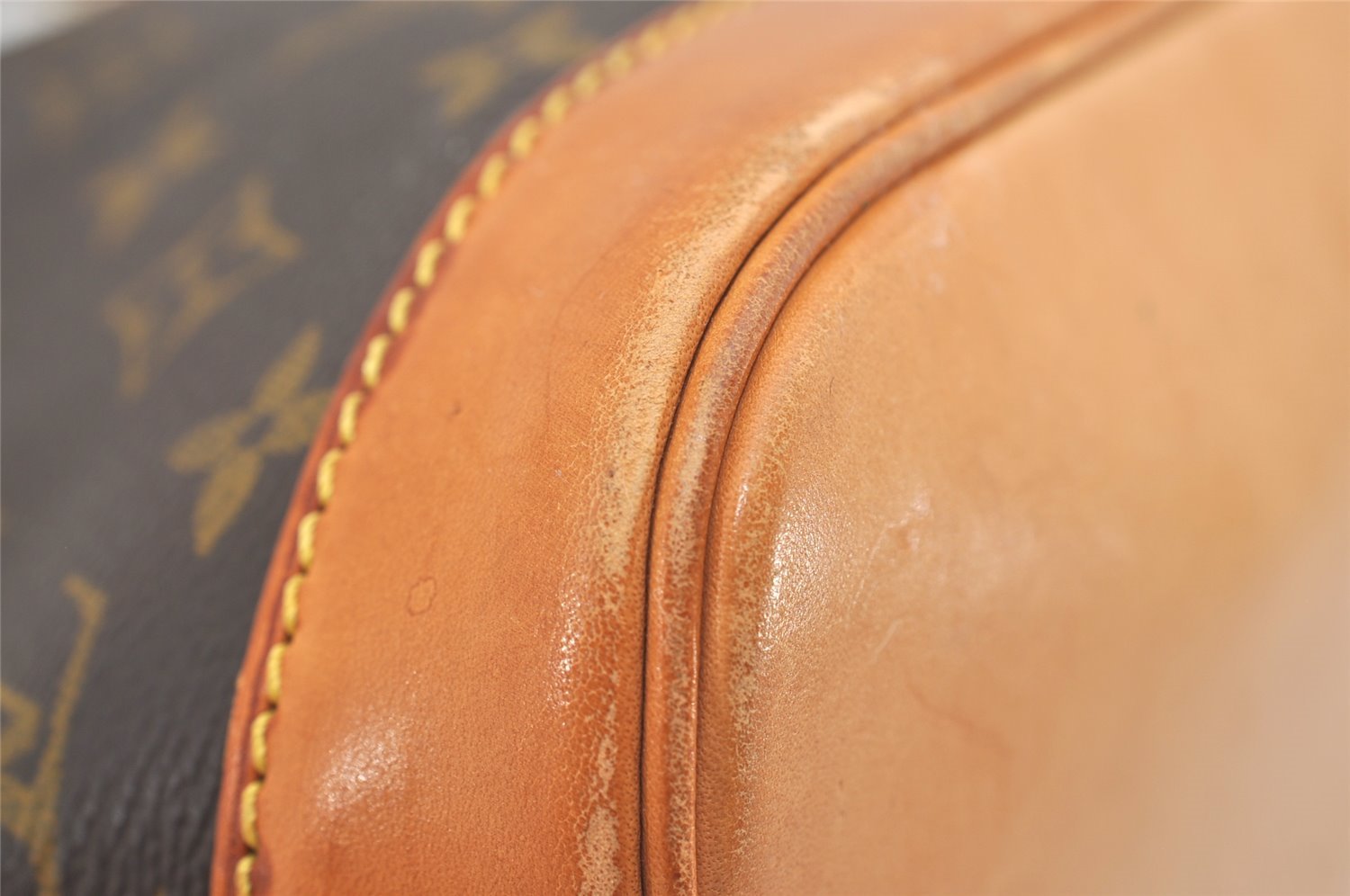 Authentic Louis Vuitton Monogram Alma Hand Bag Purse M51130 LV 2986J