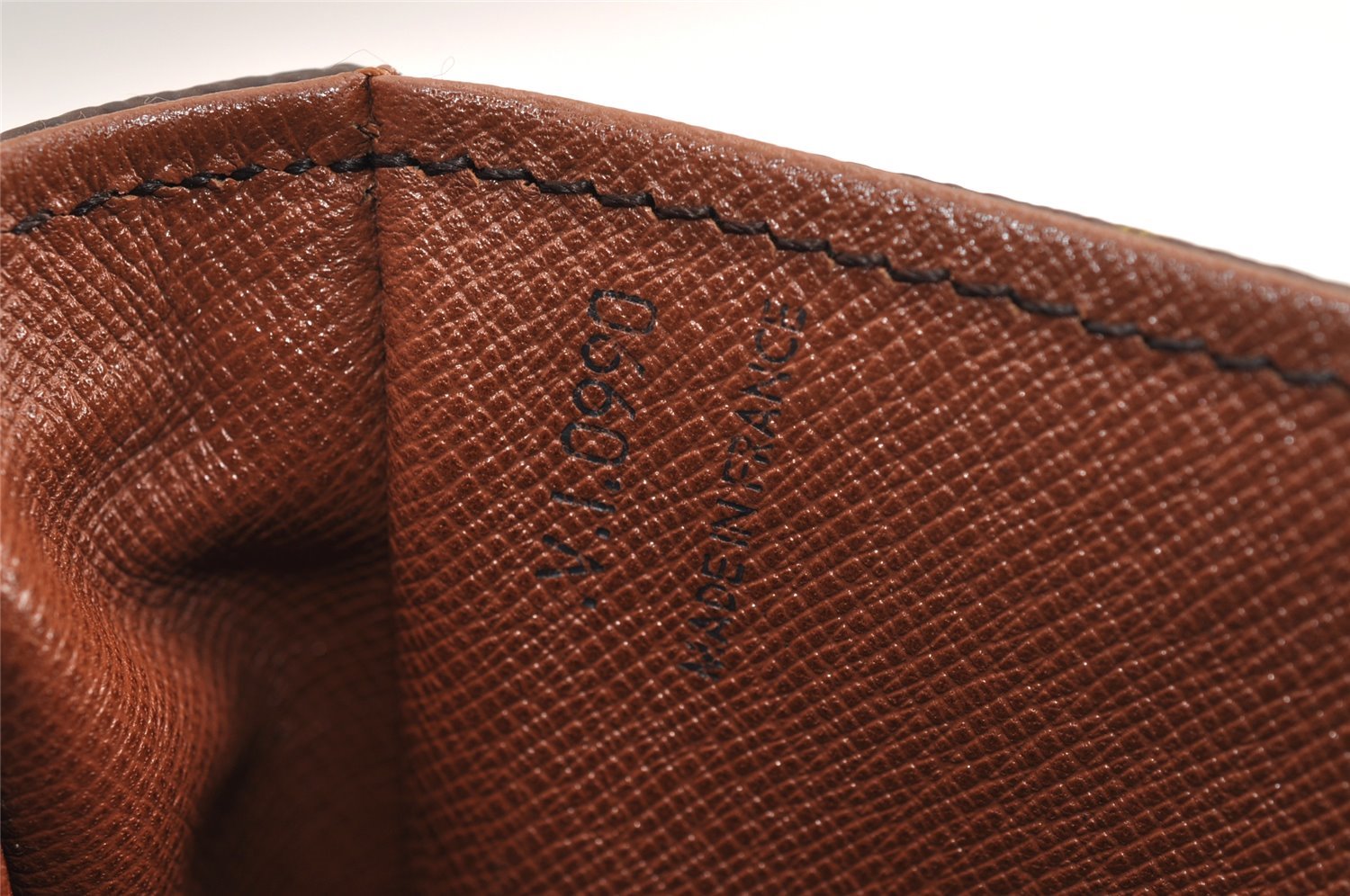 Authentic Louis Vuitton Monogram Chantilly GM Shoulder Cross Bag M51232 LV 2987J