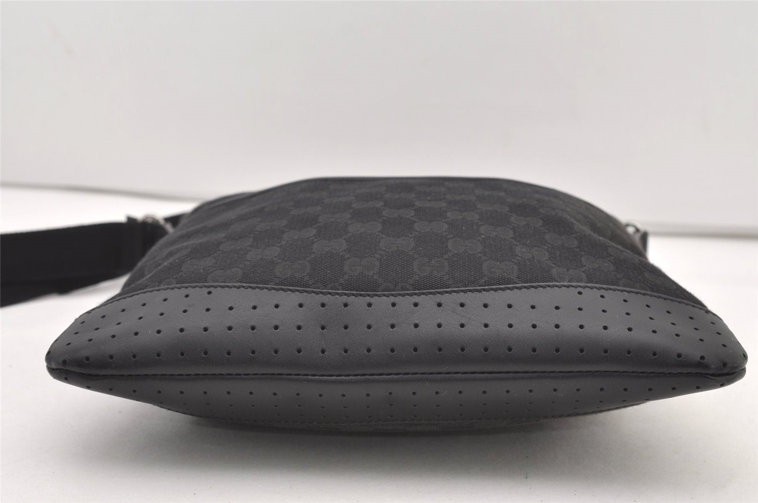 Authentic GUCCI Shoulder Cross Body Bag GG Canvas Leather 145857 Black 2988J