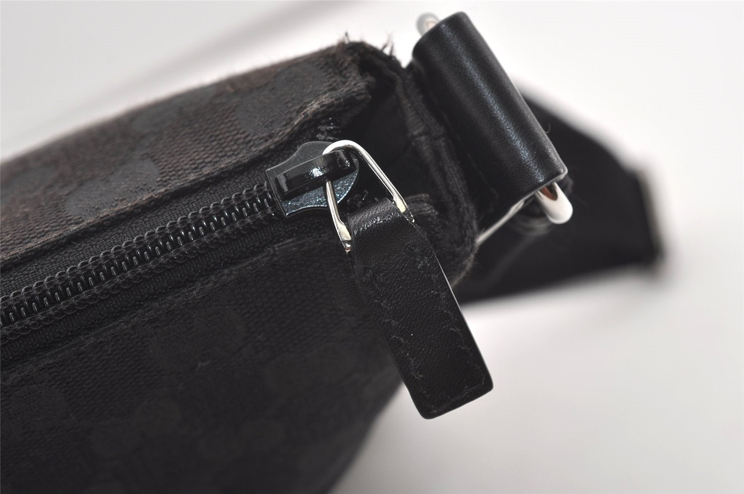 Authentic GUCCI Shoulder Cross Body Bag GG Canvas Leather 145857 Black 2988J