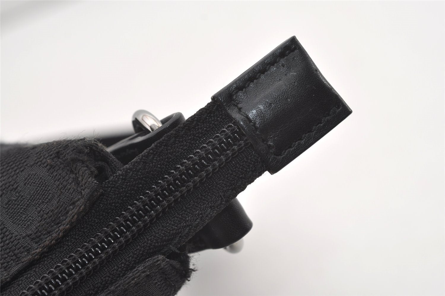 Authentic GUCCI Shoulder Cross Body Bag GG Canvas Leather 145857 Black 2988J