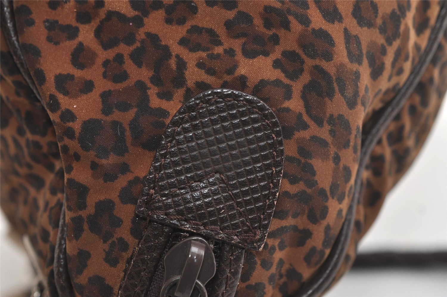 Authentic BOTTEGA VENETA Leopard Pattern Nylon Leather Hand Bag Brown 2991K