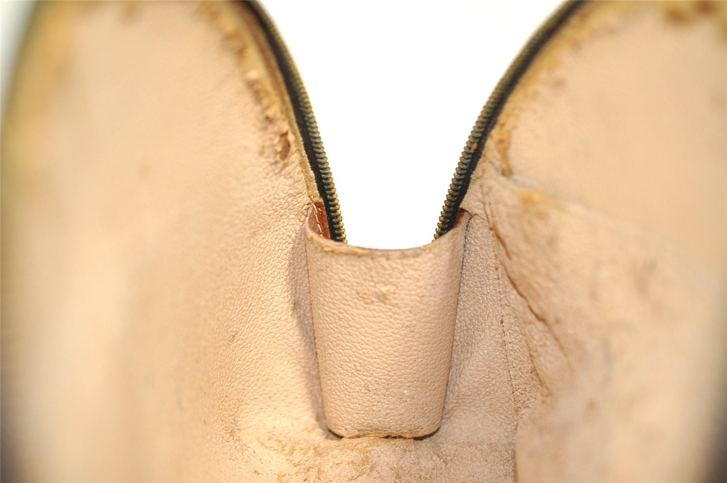 Auth Louis Vuitton Monogram Trousse Demi Ronde 23 Cosmetic Pouch M47520 LV 2992I