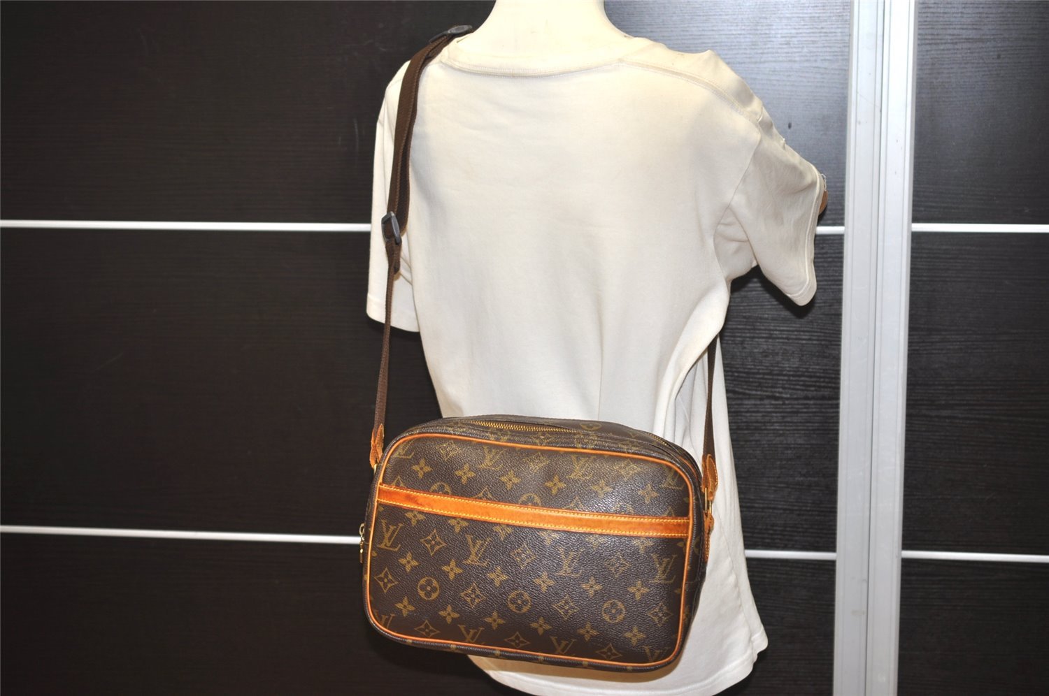 Authentic Louis Vuitton Monogram Reporter PM Shoulder Cross Bag M45254 LV 2996J