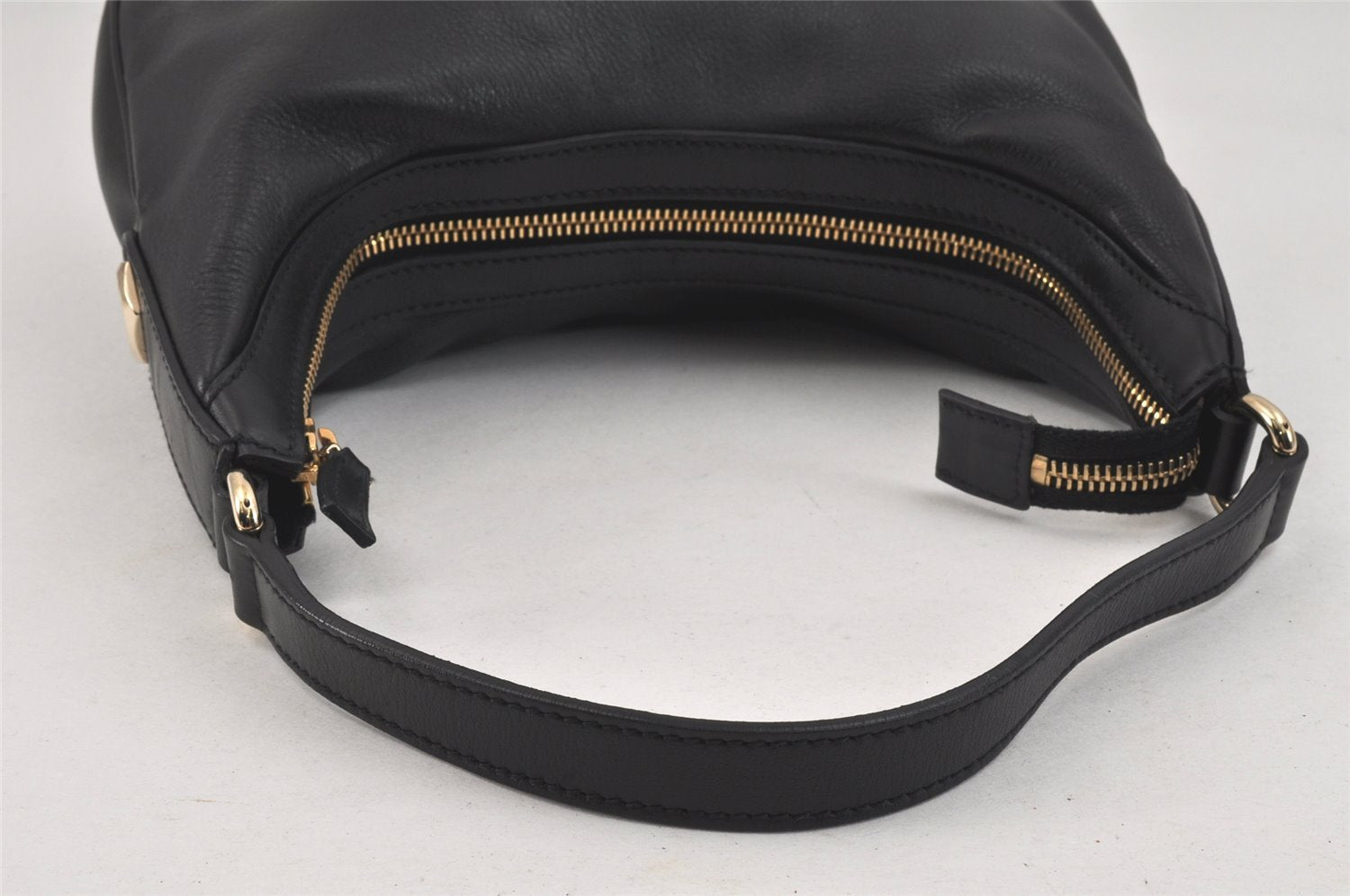 Authentic GUCCI Charmy Shoulder Hand Bag Purse Leather 154395 Black 3001K