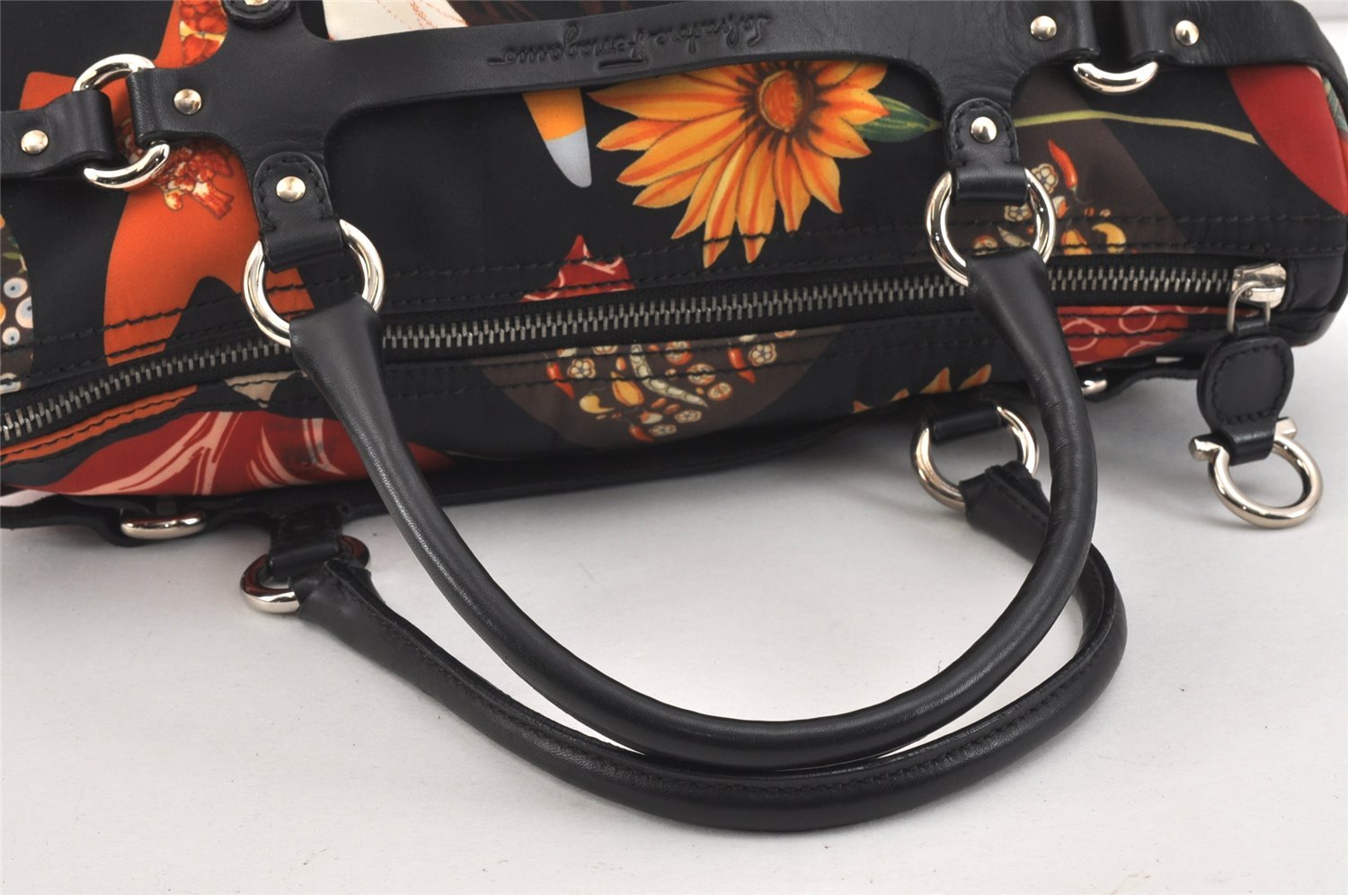 Authentic Salvatore Ferragamo Gancini Nylon Leather 2Way Hand Bag Black 3003K
