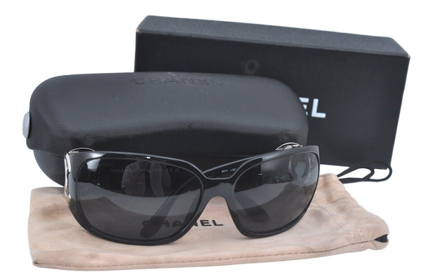 Authentic CHANEL Vintage Sunglasses CC Logos CoCo Mark Plastic Black Box 3004J