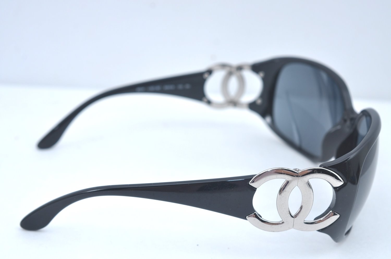 Authentic CHANEL Vintage Sunglasses CC Logos CoCo Mark Plastic Black Box 3004J