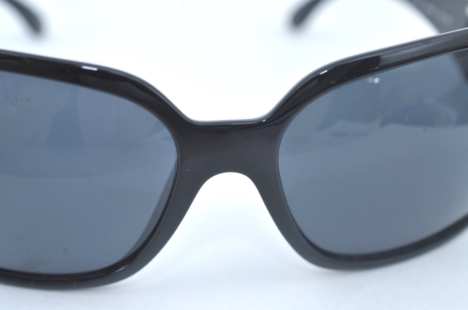 Authentic CHANEL Vintage Sunglasses CC Logos CoCo Mark Plastic Black Box 3004J