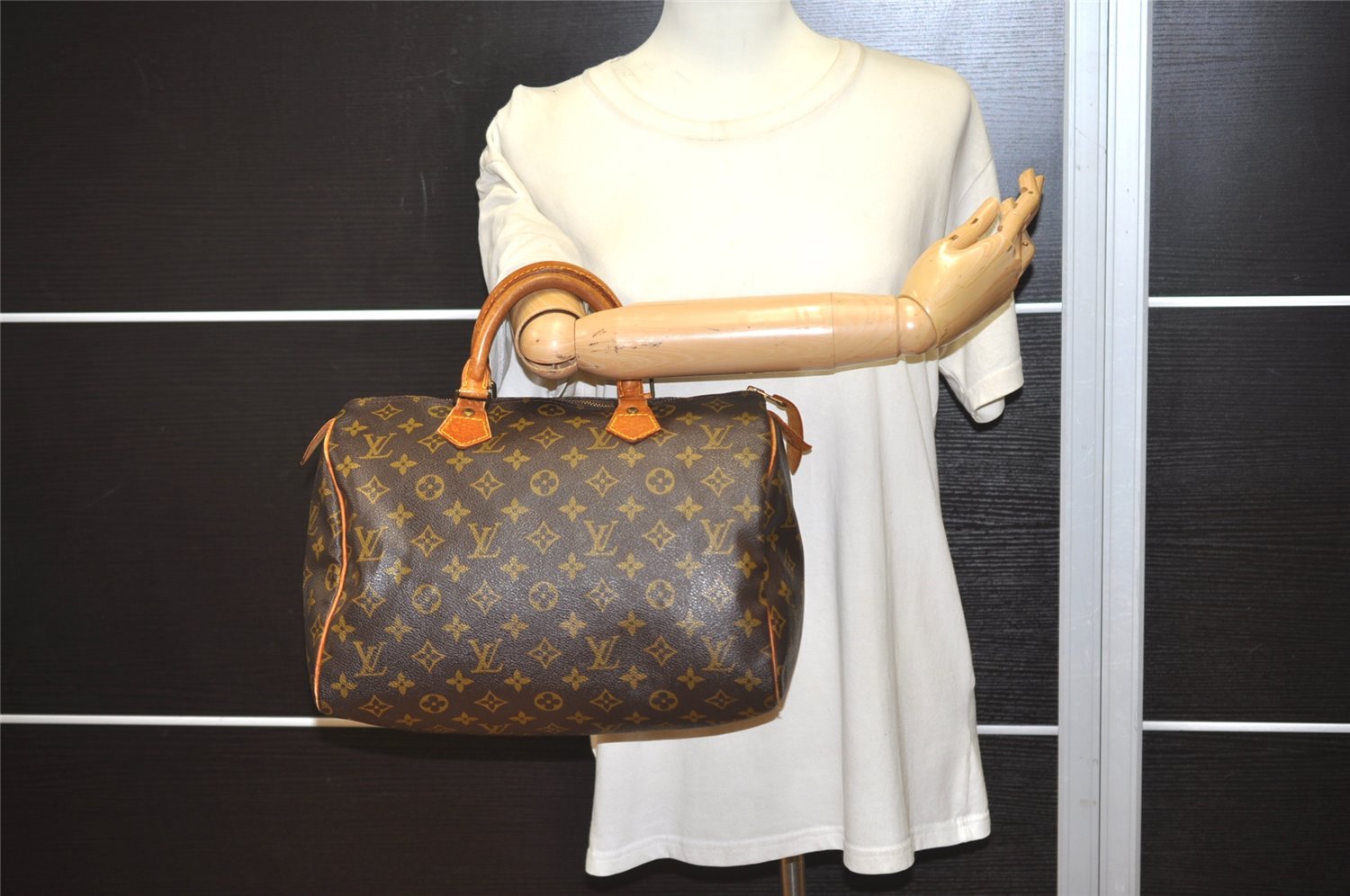 Authentic Louis Vuitton Monogram Speedy 30 Hand Boston Bag M41526 LV 3006J