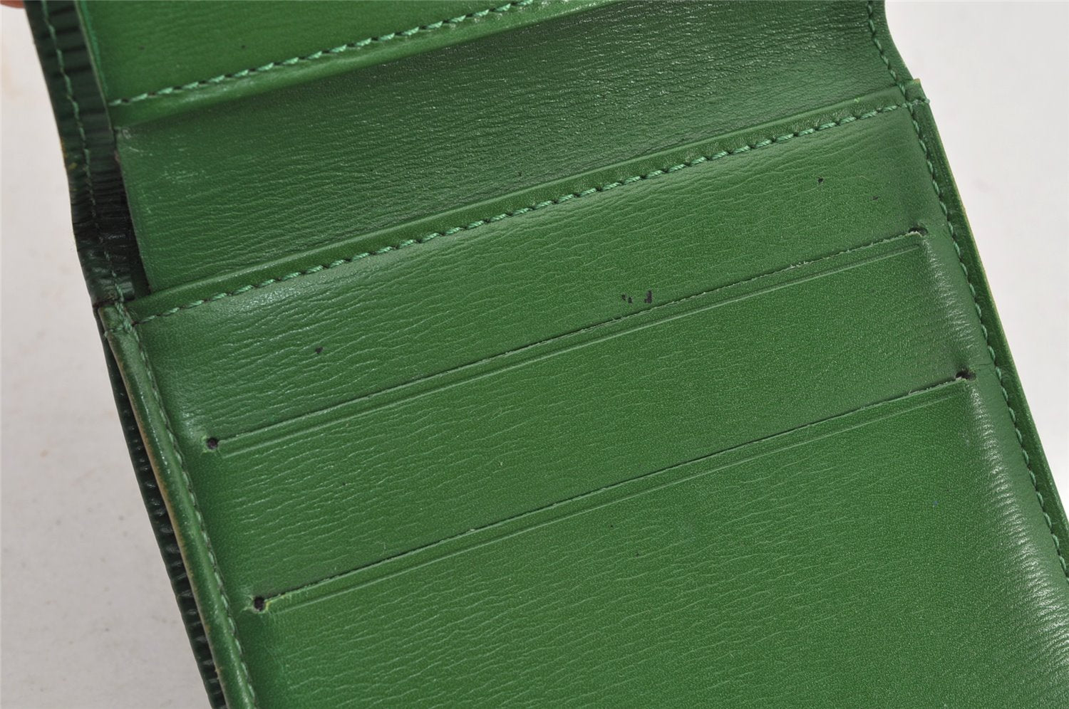 Louis Vuitton Epi Porte Monnaie Billets Cartes Credit Wallet M63484 Green 3009K