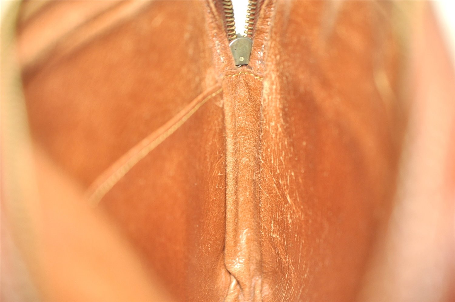 Authentic Louis Vuitton Monogram Shoulder Cross Body Bag Old Model LV 3010I