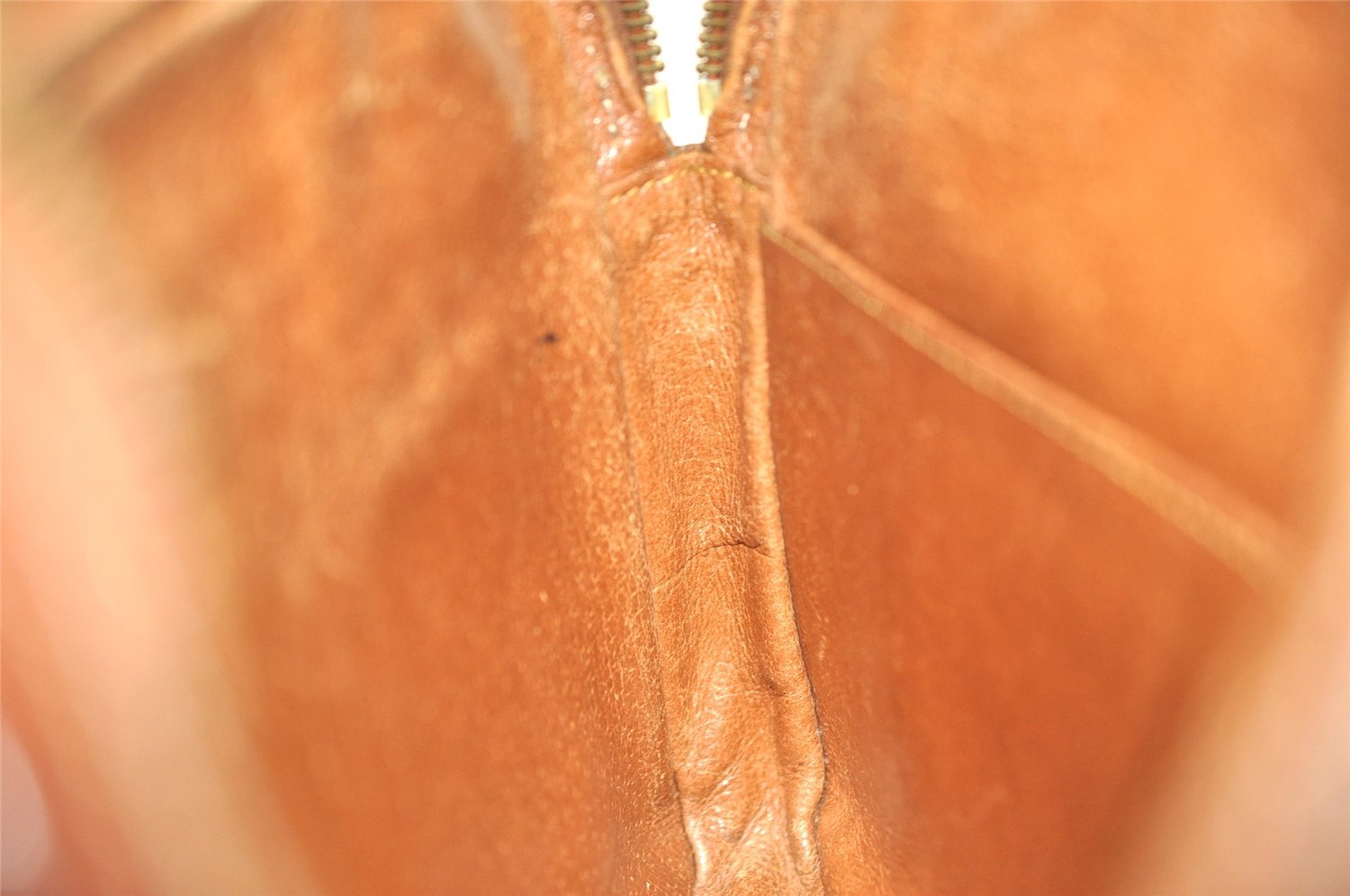 Authentic Louis Vuitton Monogram Shoulder Cross Body Bag Old Model LV 3010I