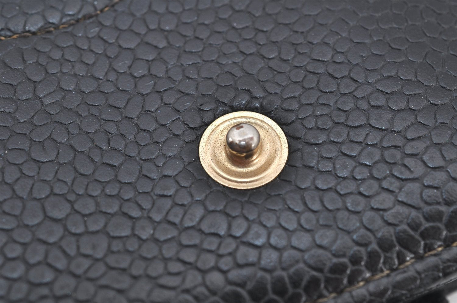 Authentic CHANEL Caviar Skin CC Logo Bifold Long Wallet Black Junk 3010K