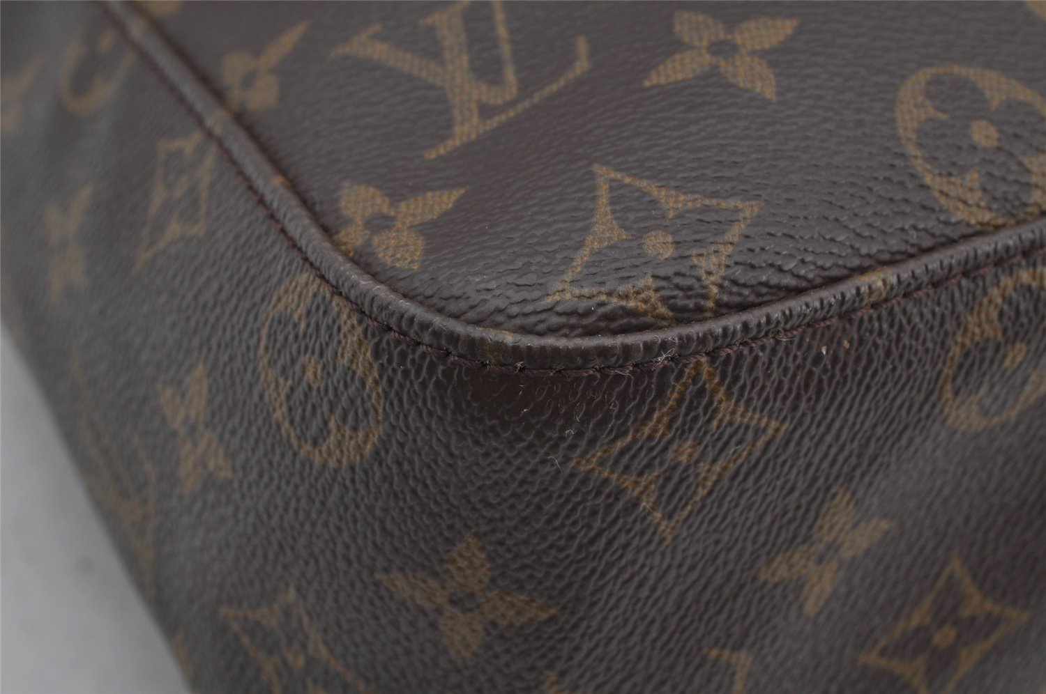 Authentic Louis Vuitton Monogram Looping GM Shoulder Bag M51145 LV 3011J