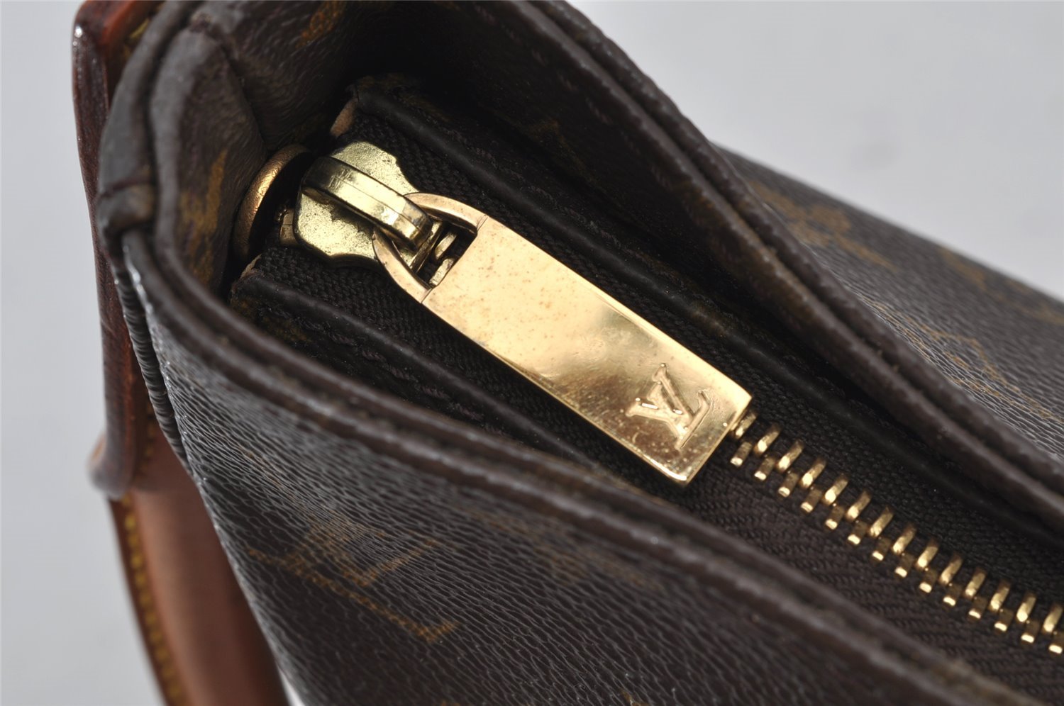 Authentic Louis Vuitton Monogram Looping GM Shoulder Bag M51145 LV 3011J