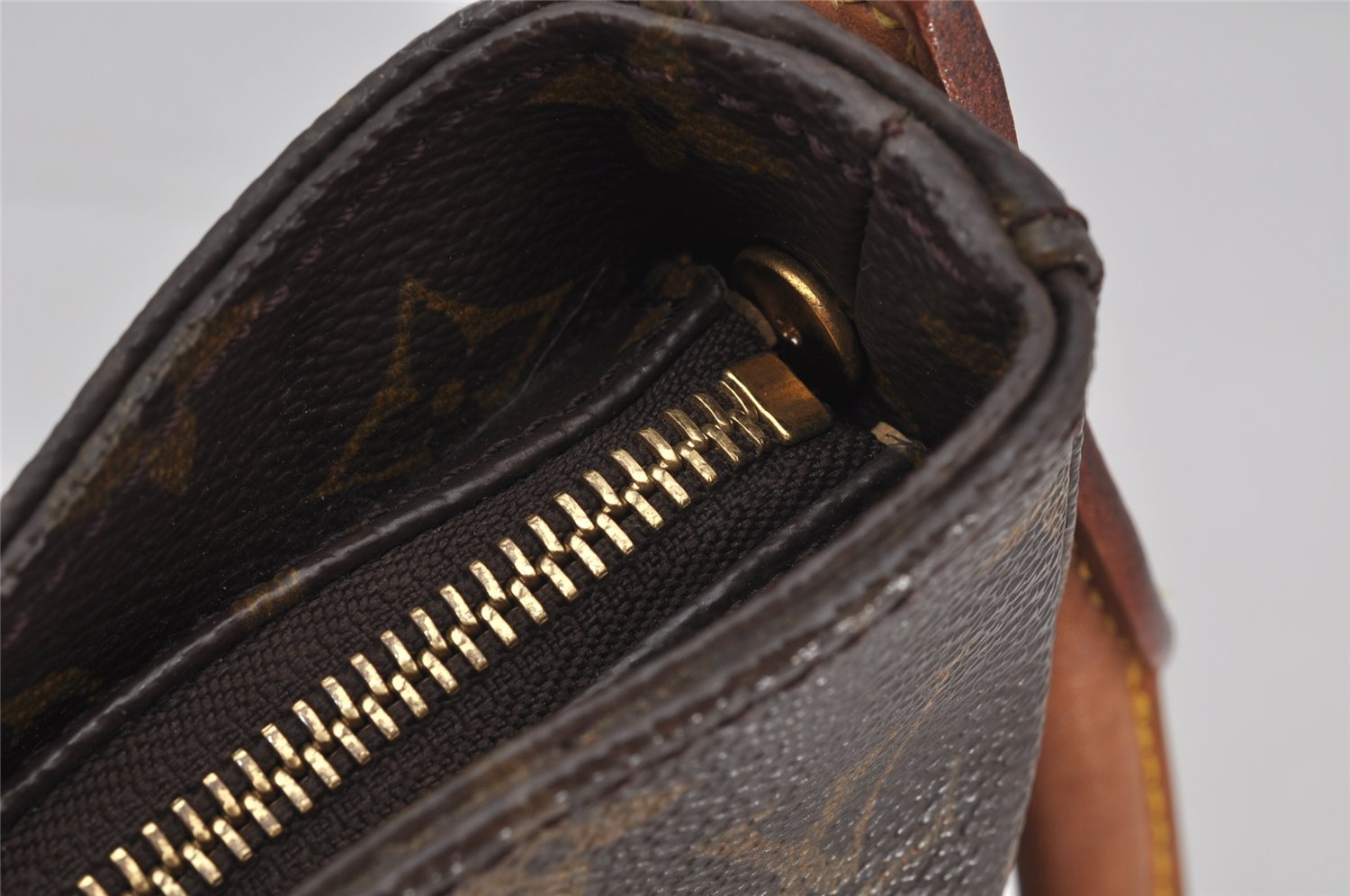 Authentic Louis Vuitton Monogram Looping GM Shoulder Bag M51145 LV 3011J