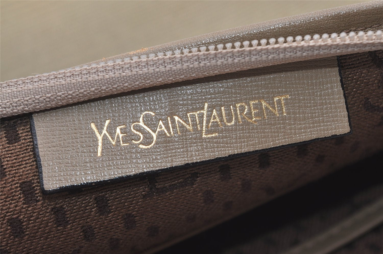 Authentic YVES SAINT LAURENT Clutch Hand Bag Purse PVC Leather Beige 3013J