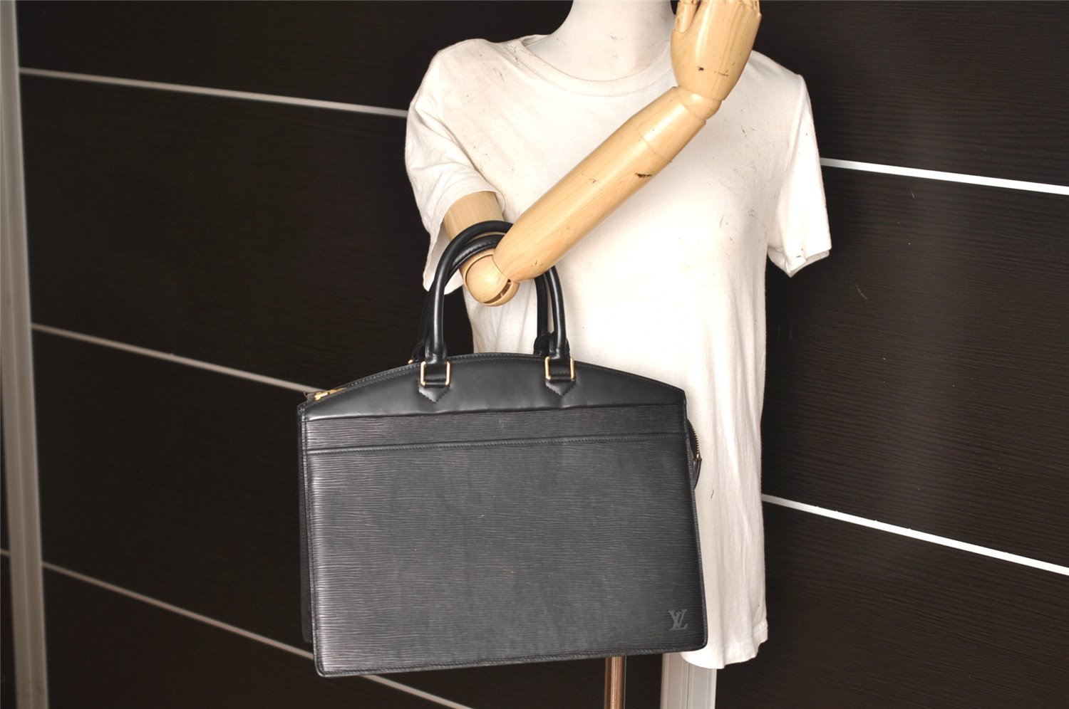 Authentic Louis Vuitton Epi Riviera Hand Bag Black M48182 LV 3019K