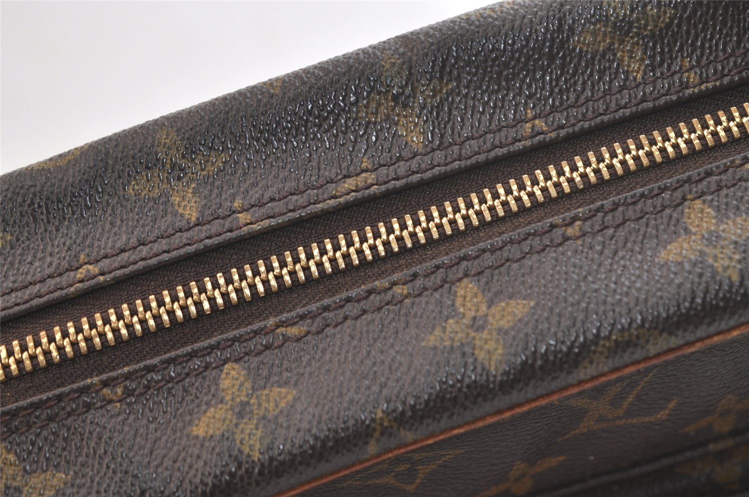 Authentic Louis Vuitton Monogram Nile Shoulder Cross Body Bag M45244 LV 3022K