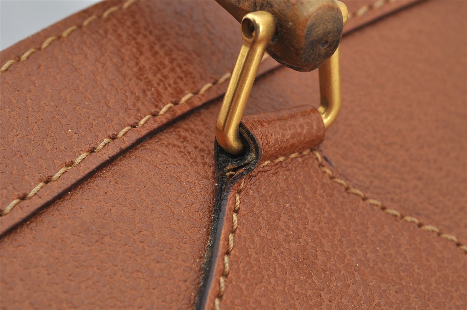 Authentic GUCCI Vintage Bamboo Shoulder Hand Bag Leather Brown Junk 3023J