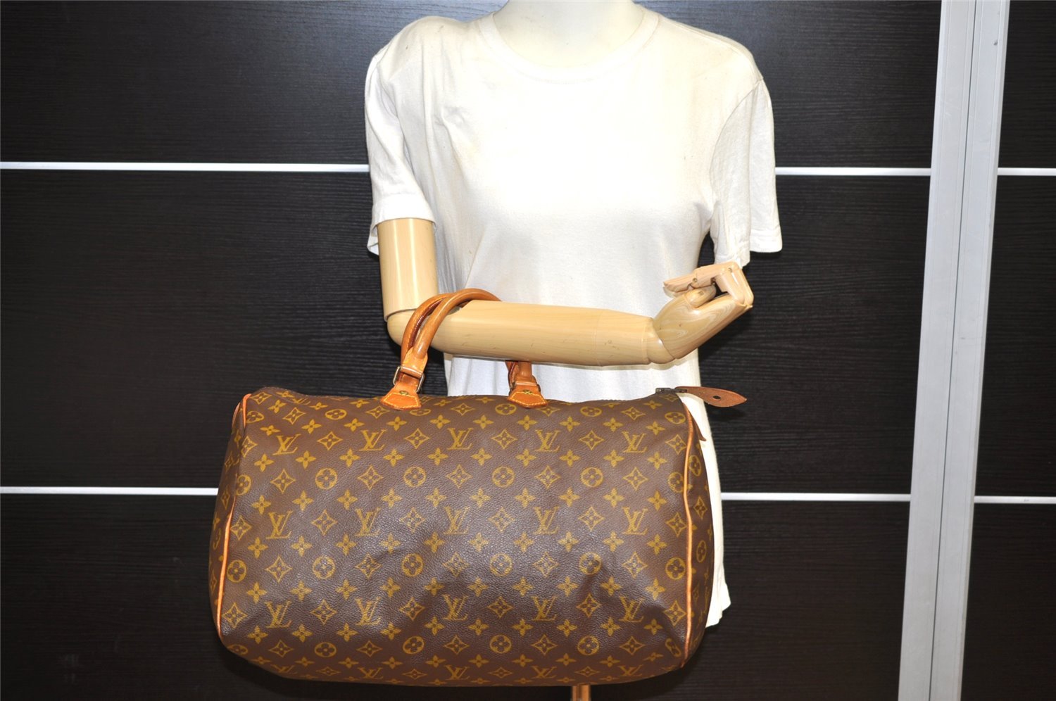 Authentic Louis Vuitton Monogram Speedy 40 Hand Boston Bag Old Model LV 3023K