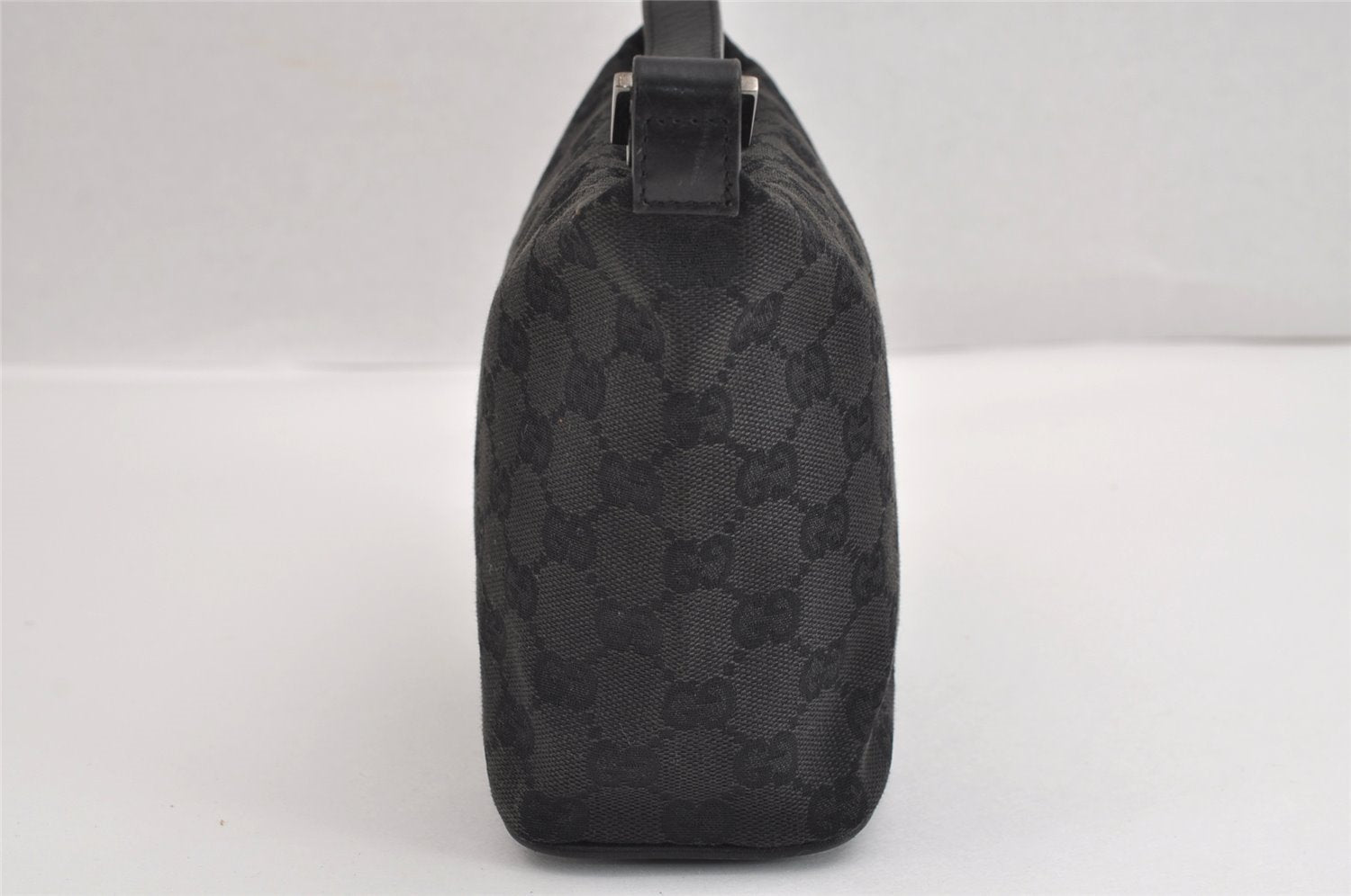 Authentic GUCCI Vintage Hand Bag Pouch Purse GG Canvas Leather 34080 Black 3025J