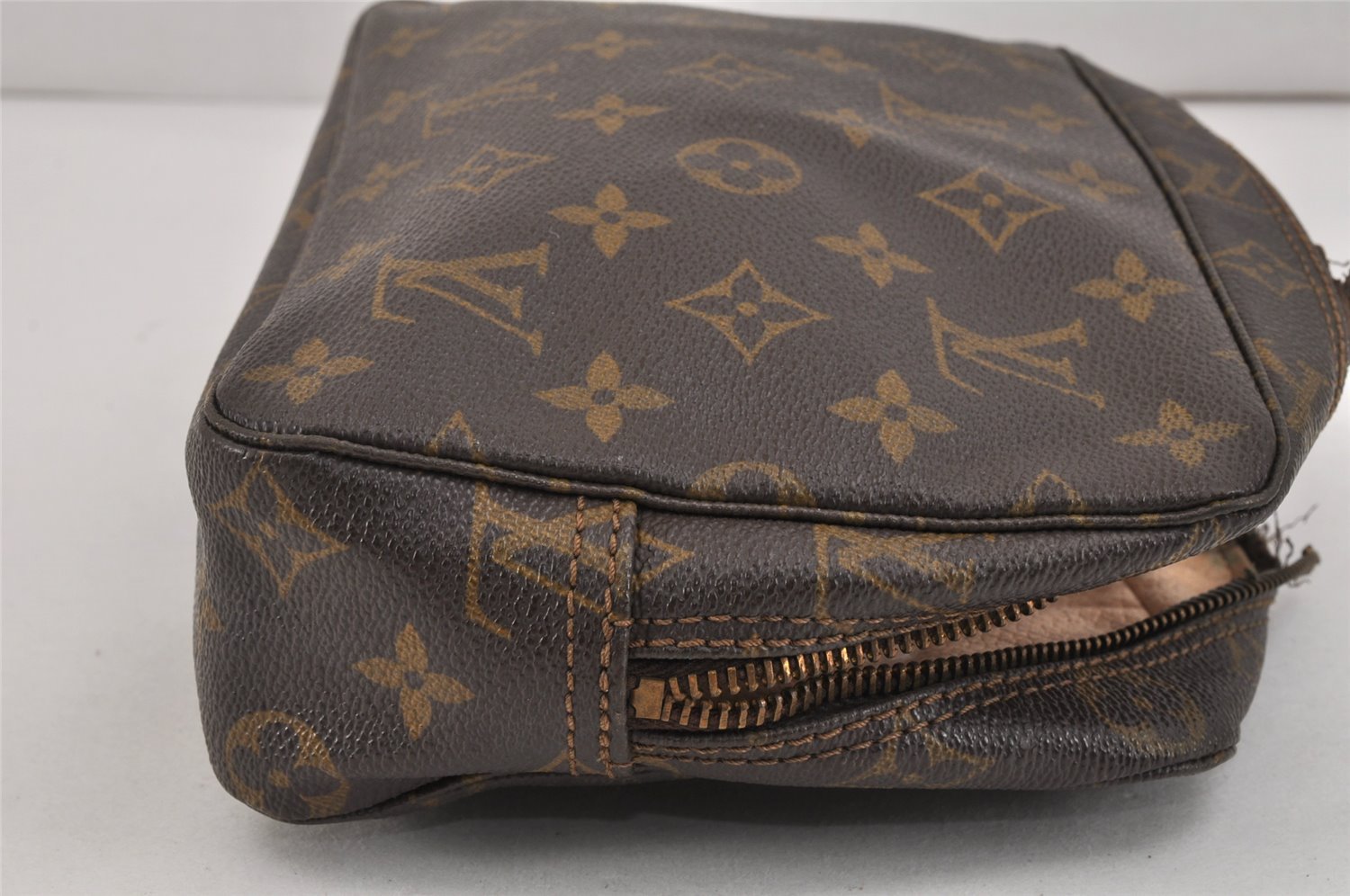 Auth Louis Vuitton Monogram Trousse Toilette 23 Clutch Bag M47524 Junk 3025K