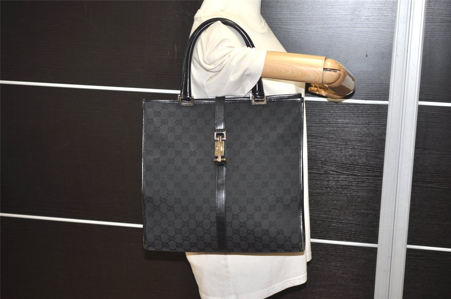Authentic GUCCI Jackie Shoulder Tote Bag GG Canvas Leather 0021064 Black 3030J