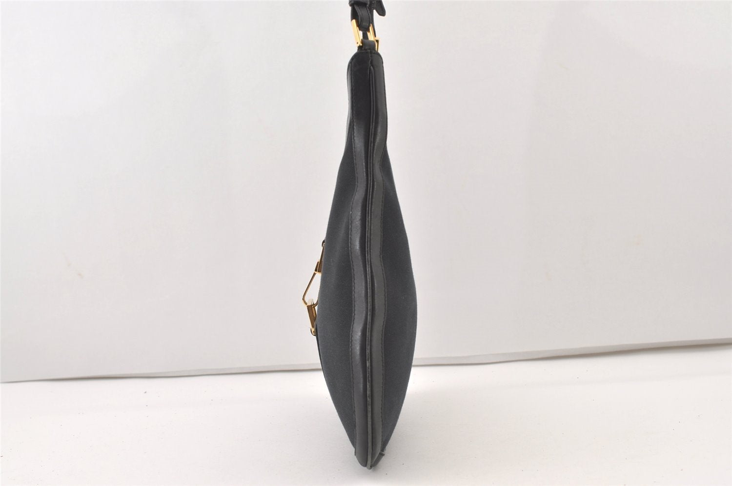 Authentic GUCCI Shoulder Bag Purse Canvas Leather 0014129 Black 3035J