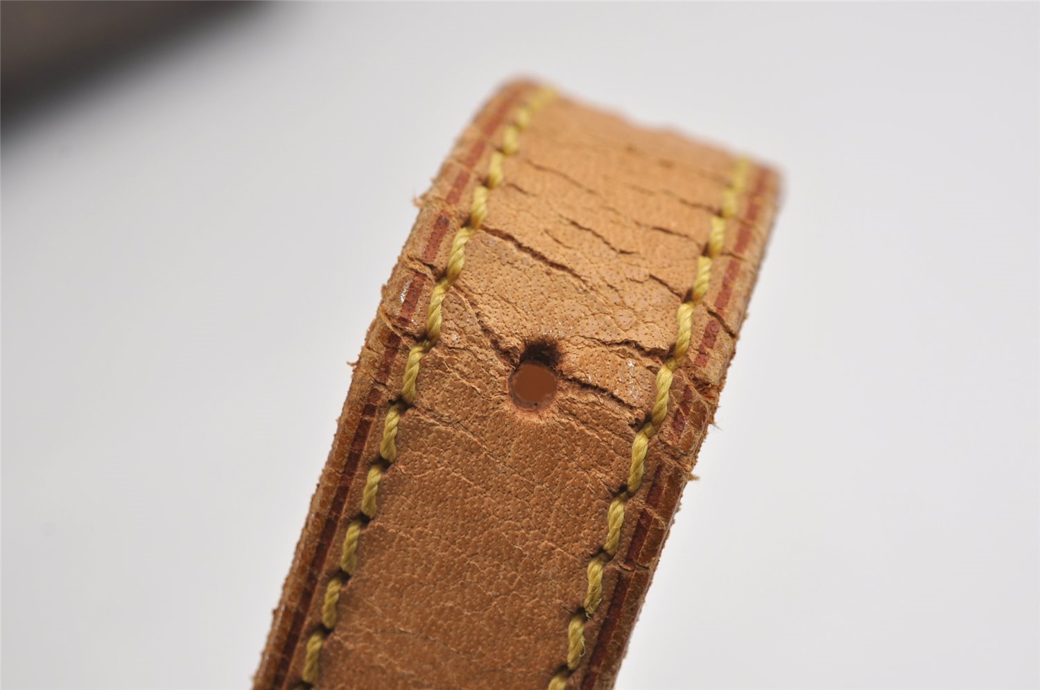 Authentic Louis Vuitton Monogram Saint Cloud GM M51242 Shoulder Bag Junk 3036J