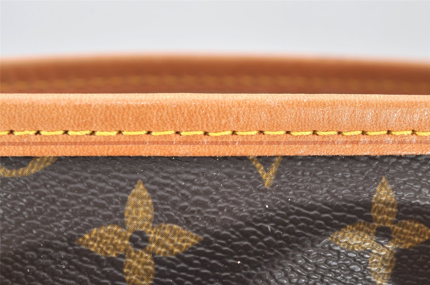 Authentic Louis Vuitton Monogram Bucket PM Shoulder Tote Bag M42238 Junk 3037K