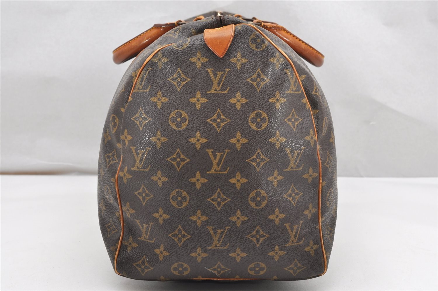 Authentic Louis Vuitton Monogram Keepall 50 Travel Boston Bag M41426 LV 3038K