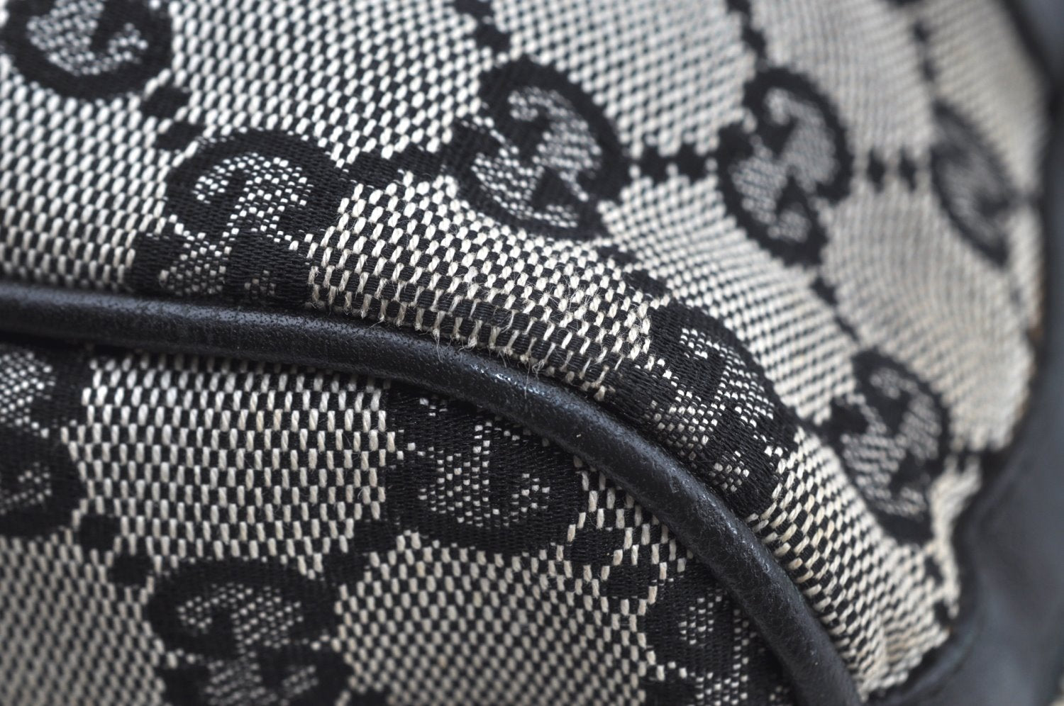 Authentic GUCCI Hand Boston Bag Purse GG Canvas Leather 0000851 Black 3046H