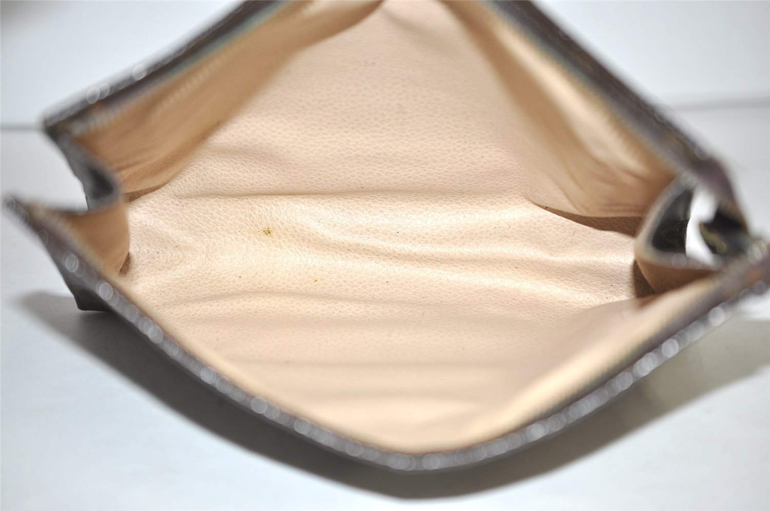 Auth Louis Vuitton Monogram Poche Toilette 26 Cosmetics Pouch Old Model LV 3049I