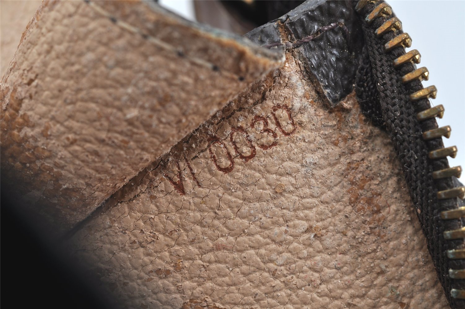 Authentic Louis Vuitton Monogram Bucket PM Shoulder Tote Bag M42238 Junk 3049K