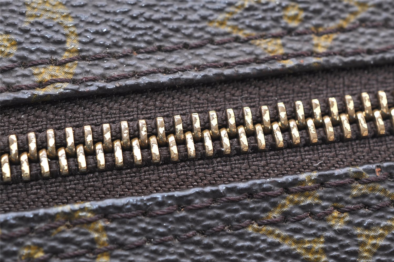 Authentic Louis Vuitton Monogram Papillon 26 Hand Bag Old Model LV 3050K