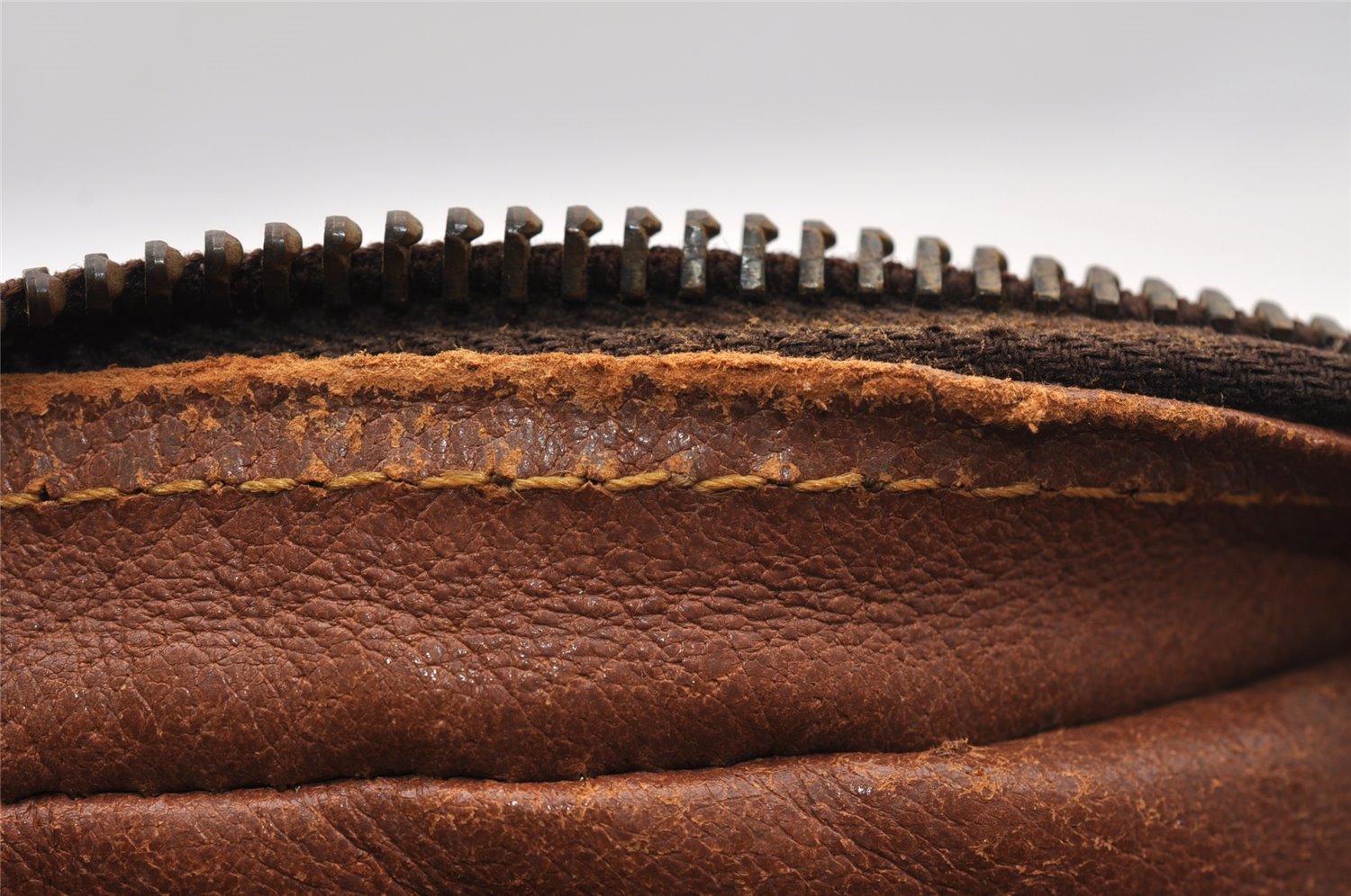 Authentic Louis Vuitton Monogram Amazone Shoulder Cross Body Bag Old Model 3055I