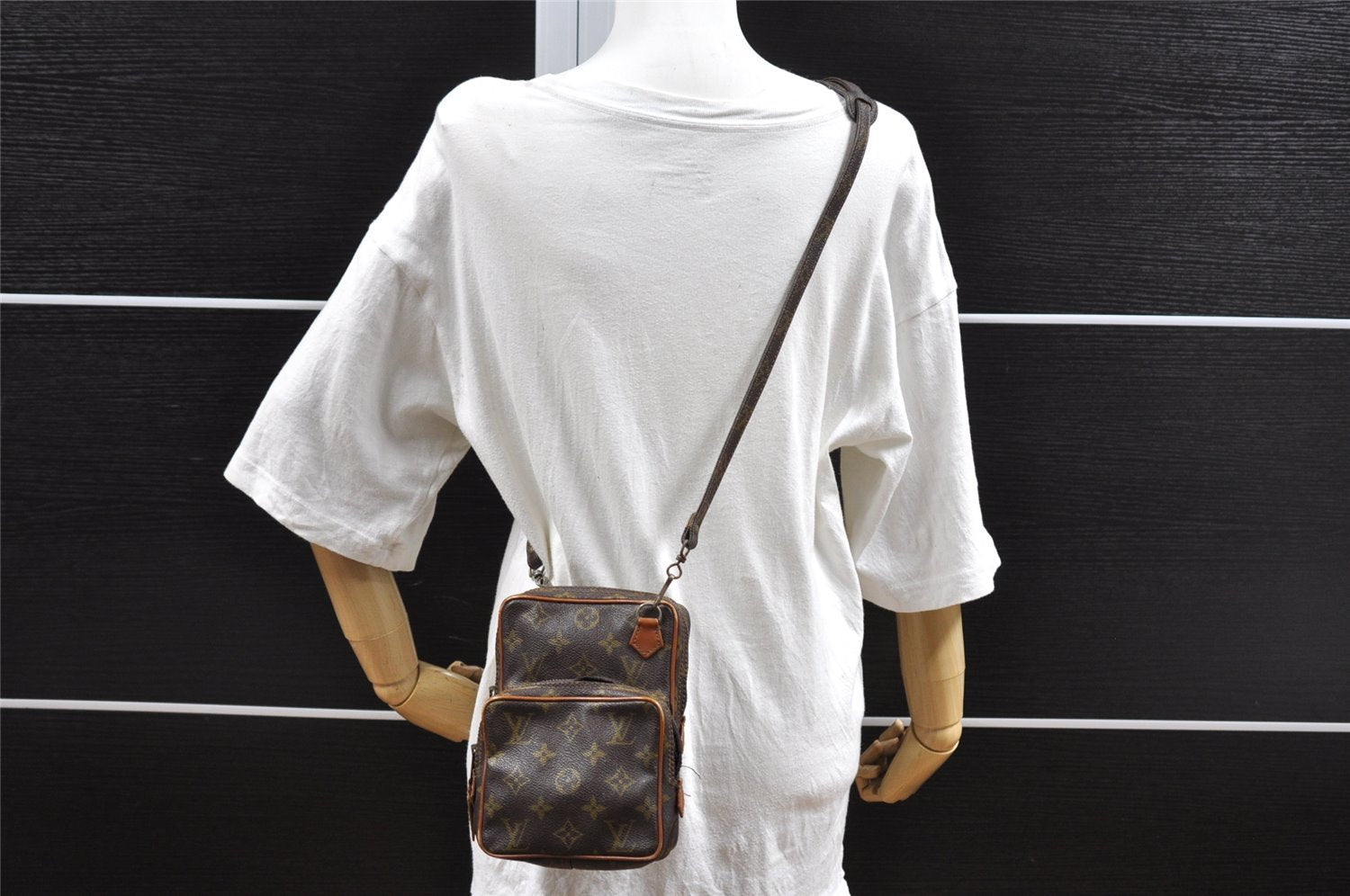 Authentic Louis Vuitton Monogram Amazone Shoulder Cross Body Bag Old Model 3055I